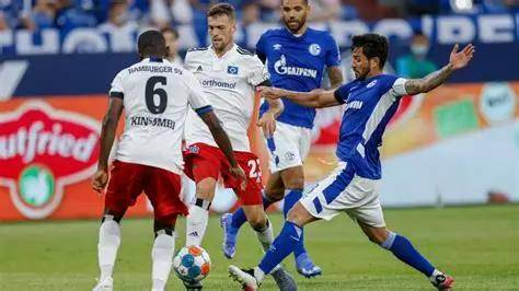 男子100米自由泳:波波维奇46秒51夺冠并破赛会纪录