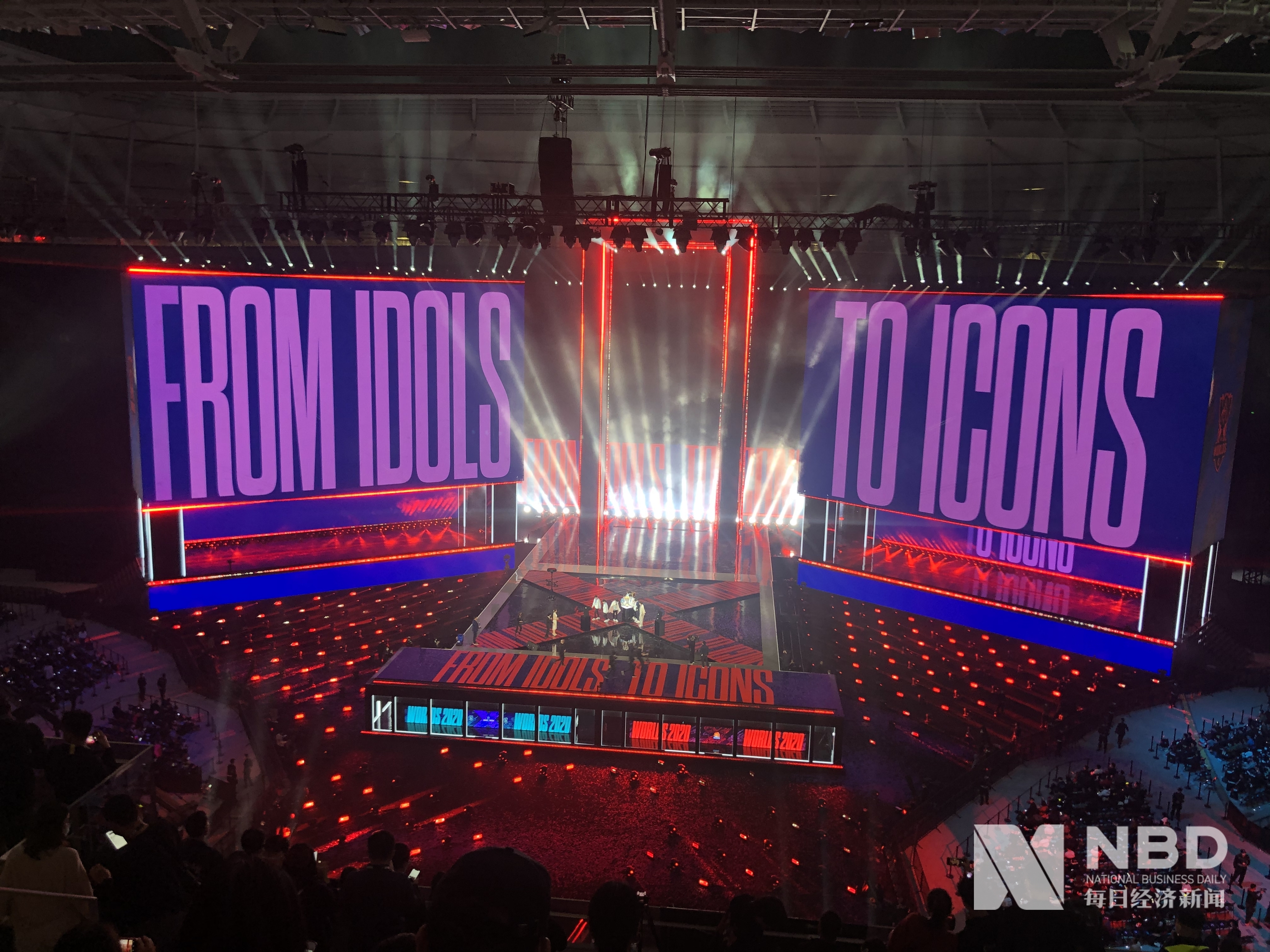 “金元中超”再审视：离谱溢价毁了本土球员市场.